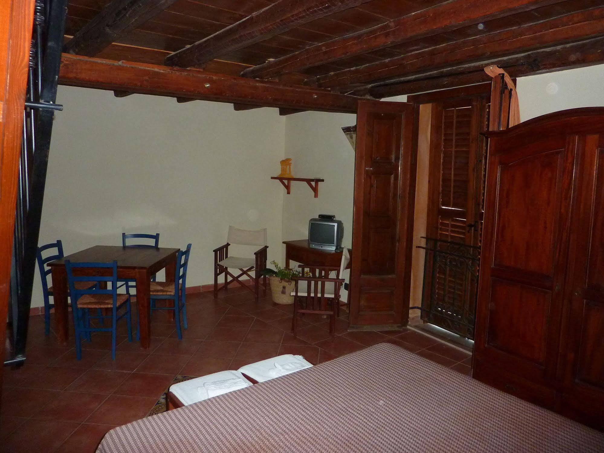 Corte Dei Greci Bed and Breakfast Αγκριτζέντο Εξωτερικό φωτογραφία